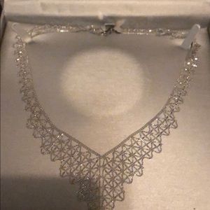 Beautiful NWOT Statement Necklace from Zales